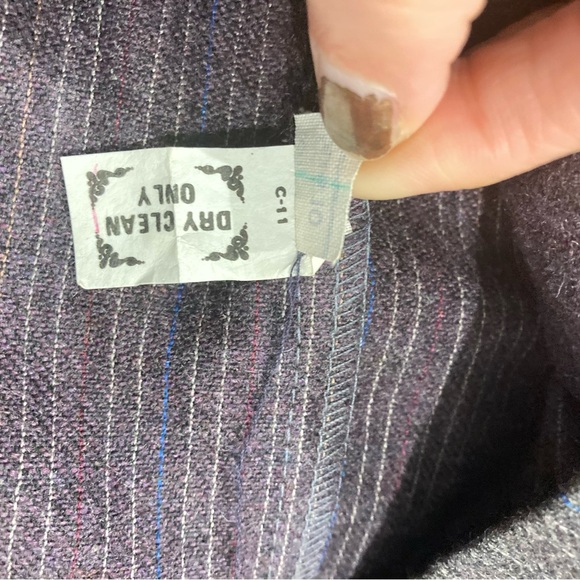 Vintage wool skirt gray pinstripe dark academia unique front slit detail - Picture 15 of 17